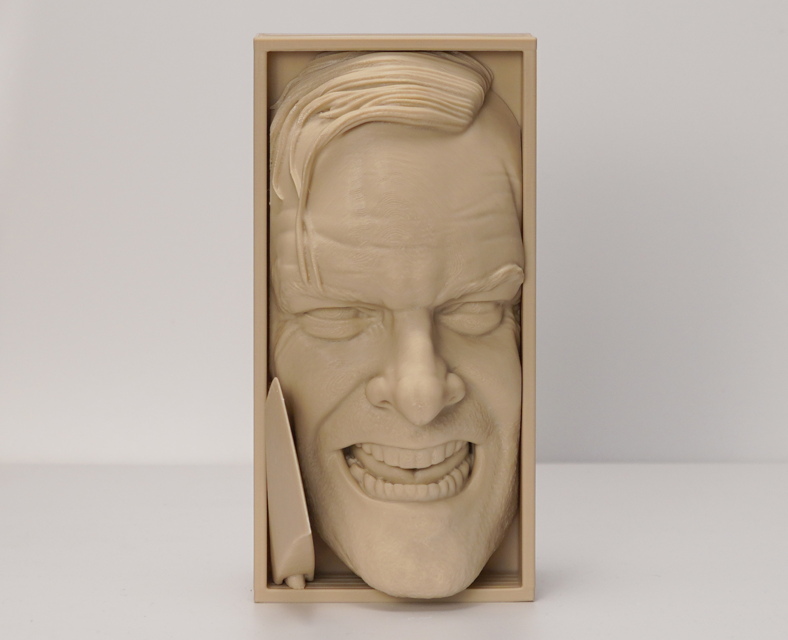 Jack Torrance Book Nook (Lśnienie – Stanley Kubrick) podpórka do książek Jack Torrance Book Nook (Lśnienie – Stanley Kubrick) podpórka do książek